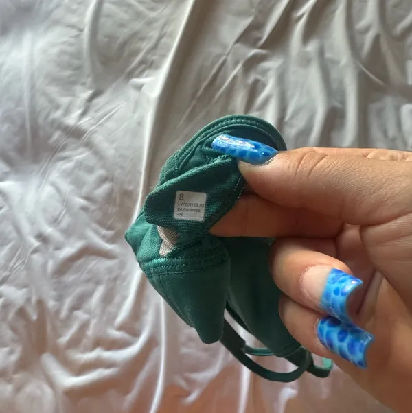 Lululemon Flow Y Bra Nulu *Light Support, A-C Cups - Image 4