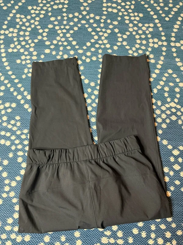Lululemon dance studio pants size 6 #activewear #yoga - Image 3
