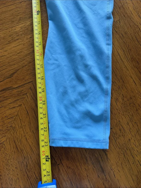 Fabletics Oasis Crossover Leggings - Image 6