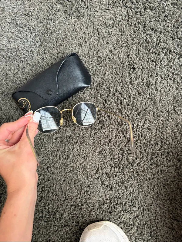 Ray-Ban Women's Round Sunglasses - Gold Frame, Black Lenses - Image 3