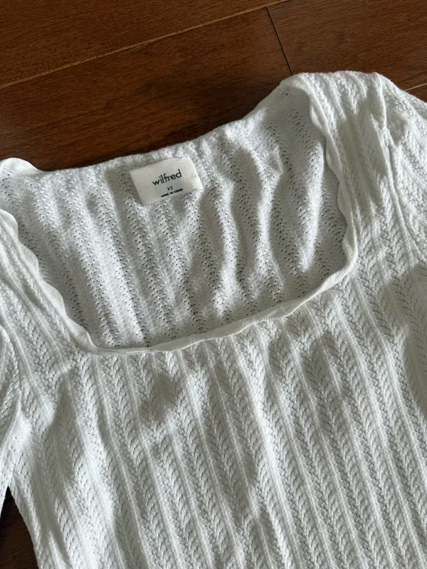 Aritzia Wilfred Square Neck Long Sleeve Crop  - Image 3