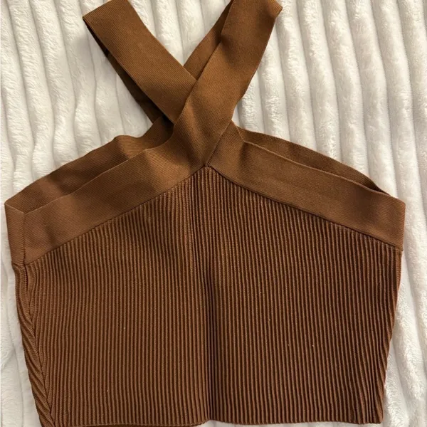 Babaton Aritzia Knit Tank Sculpt Criss-Cross - Image 2