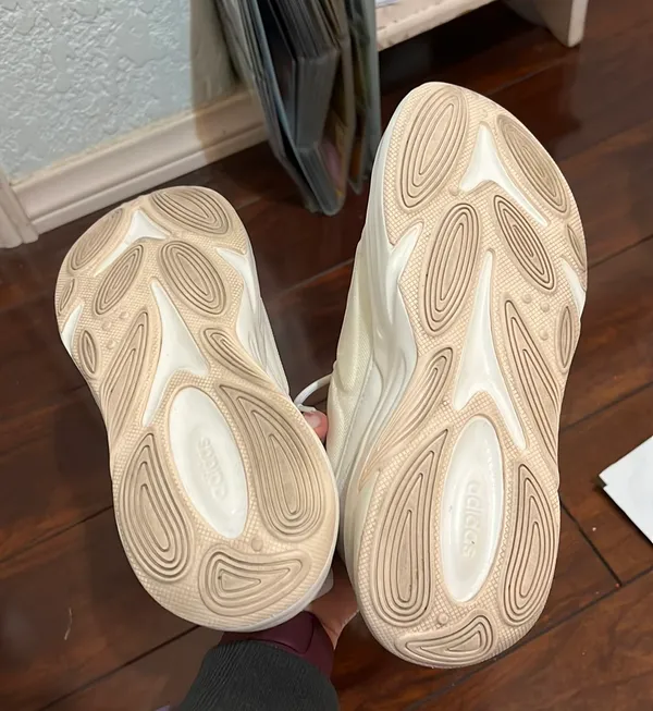 Adidas Ozelia Atheltic Shoe - Image 2