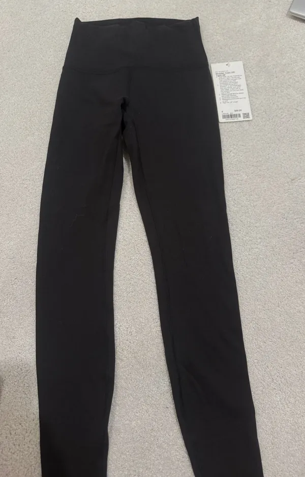 Lululemon Wunder Train HR 28” - Image 2
