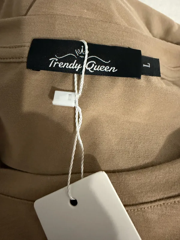 Trendy Queen Crewneck Long-Sleeve Tee in Tan - Image 4