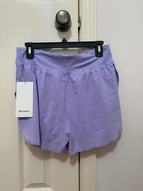 NWT Lululemon fast and free high rise classic short 3” - Image 5