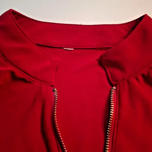Women's Long Sleeve Red Blouse roll tab sleeve knit a few snags on front no tags - Image 3