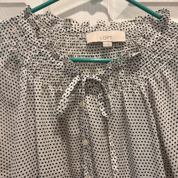 LOFT Women's Blouse Top‎ L White Black Square Dot Tie Neck Long Sleeve Career - Image 2