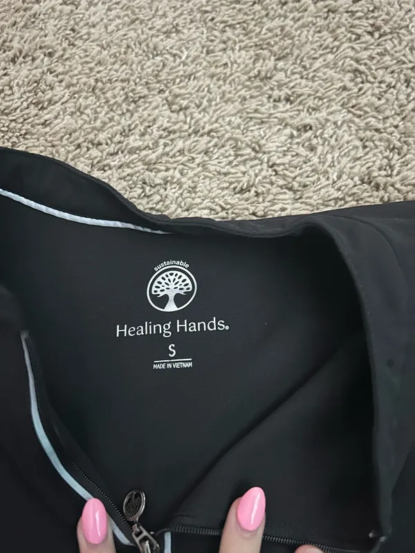 Healing Hands Scrubs - Image 2