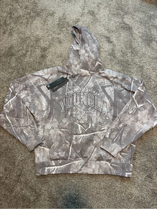 YoungLA Women’s Grey Camo Layover Hoodie Size Small Oversized NEW - Image 2