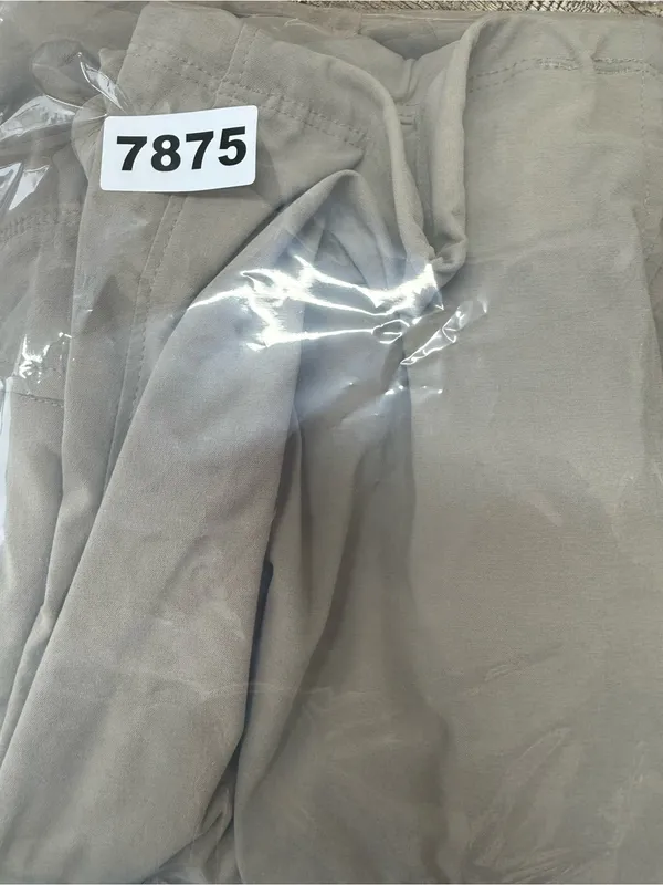 Mountain Hardwear Dynama Pant - Women's size large NWT - Image 10