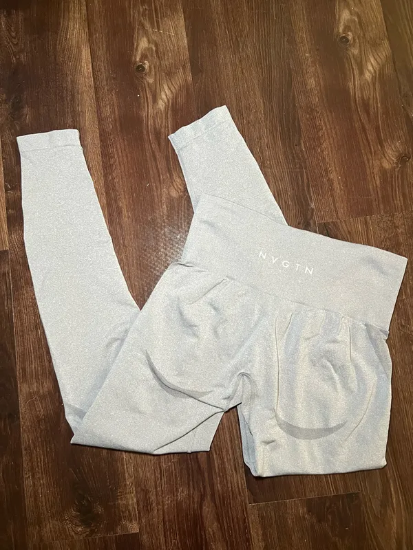 Grey NVGTN leggings size Small  - Image 3