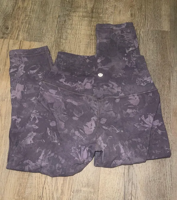 Lululemon Cropped Leggings - Image 2