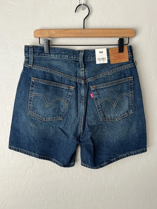 Levi’s 501 mid thigh Jean shorts 28 NEW - Image 7