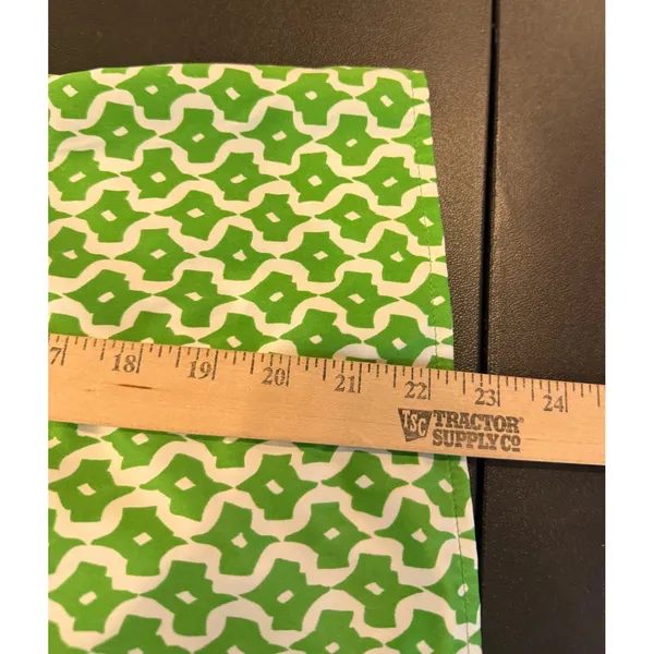 Banana Republic Women XS Tank Top Green White Geometric Lattice Cutout Neck‎ - Image 6