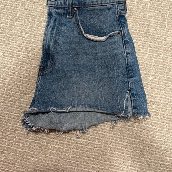 Abercrombie & Fitch The Mom Short - Image 5