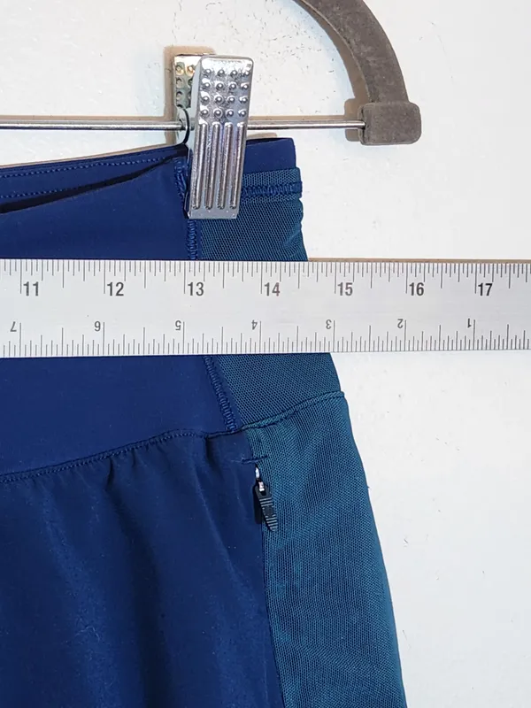 Lululemon Mind Over Miles Blue Shorts with Mesh Detail Size 4 - Image 5
