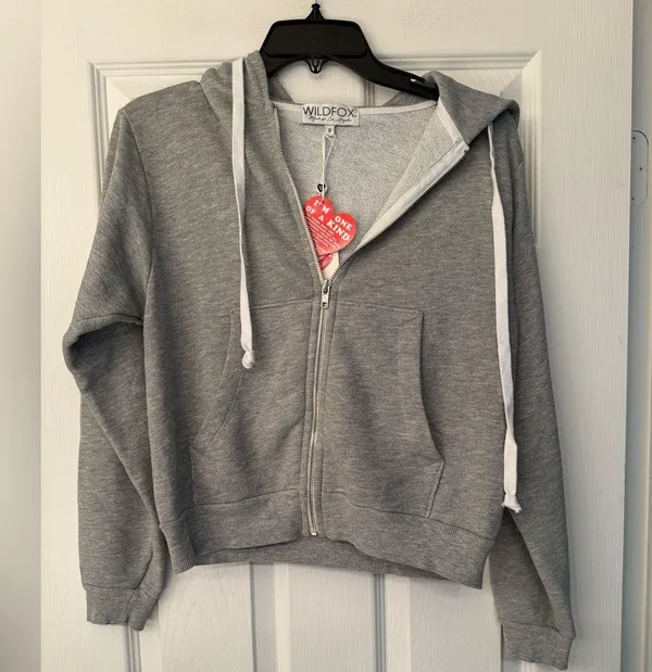 Wildfox Bridesmaid Women’s Grey Zip Up Hoodie Size Medium - Image 6