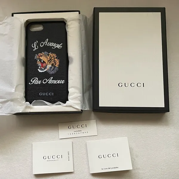 NWT Authentic Gucci Black Tiger 'L'Aveugle Par Amour' iPhone 7/8 Case - Image 2