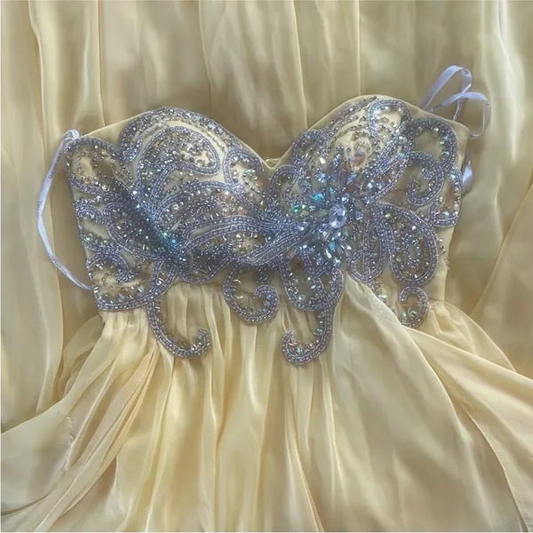 Sherri Hill Size 8 Yellow Prom Homecoming Dress. - Image 8