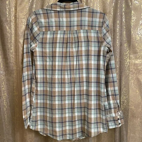 Gimmicks by BKE Neutral Color Plaid Lace Up Front Shirt Oversized Small - Image 3