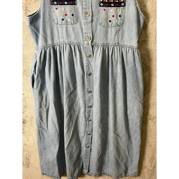 Vintage Chambray Denim Dress Embroidered Hearts Cottagecore Prairie Grandmacore‎ - Image 3