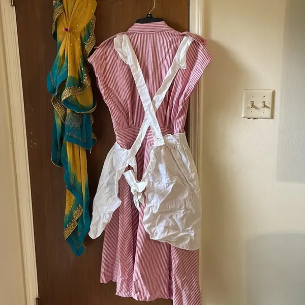 OOAK 1940s Nurse Joy cosplay - Image 5