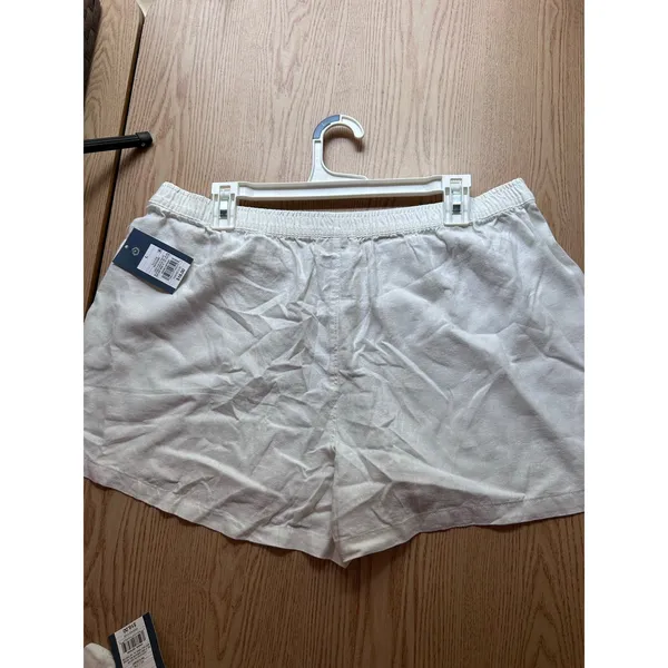 Universal Threads New Women’s Shorts Linen Rayon Elastic Waistband White Large - Image 3