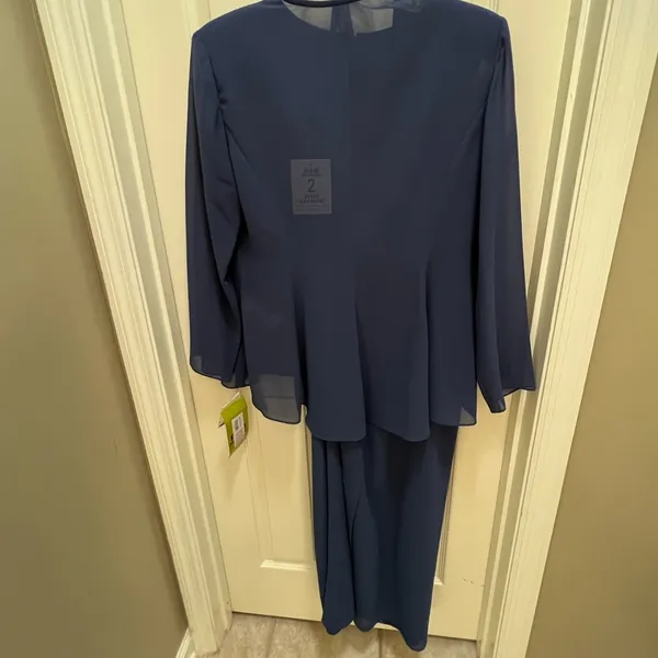 R&M Richard's 2 piece jacket dress, maxi length. Color is Slate. Size 14. NWT - Image 5