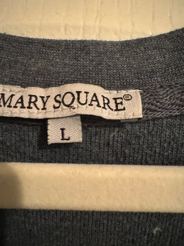 Dog mom sweater Gray Size L - Image 2