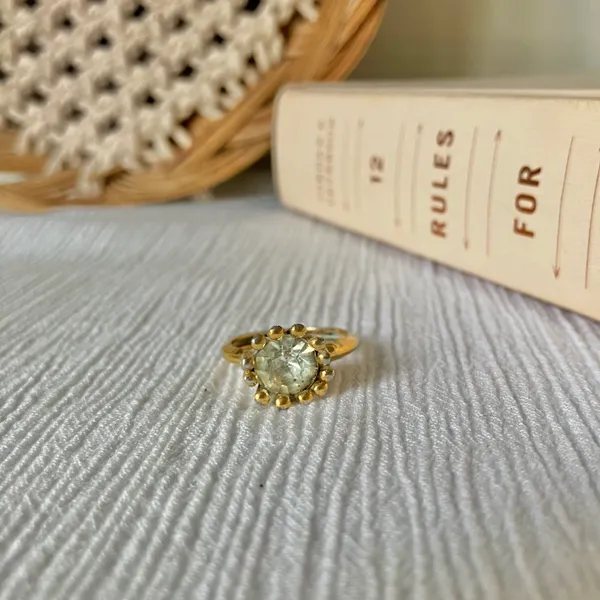 Avon Gold Solitaire Prong Halo Ring Promise Engagement Diamond Glam Classic Jewelry - Image 6
