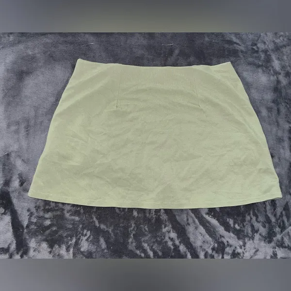 American Eagle It Knit Skort in Olive Moss Size Medium New with tag - Image 13
