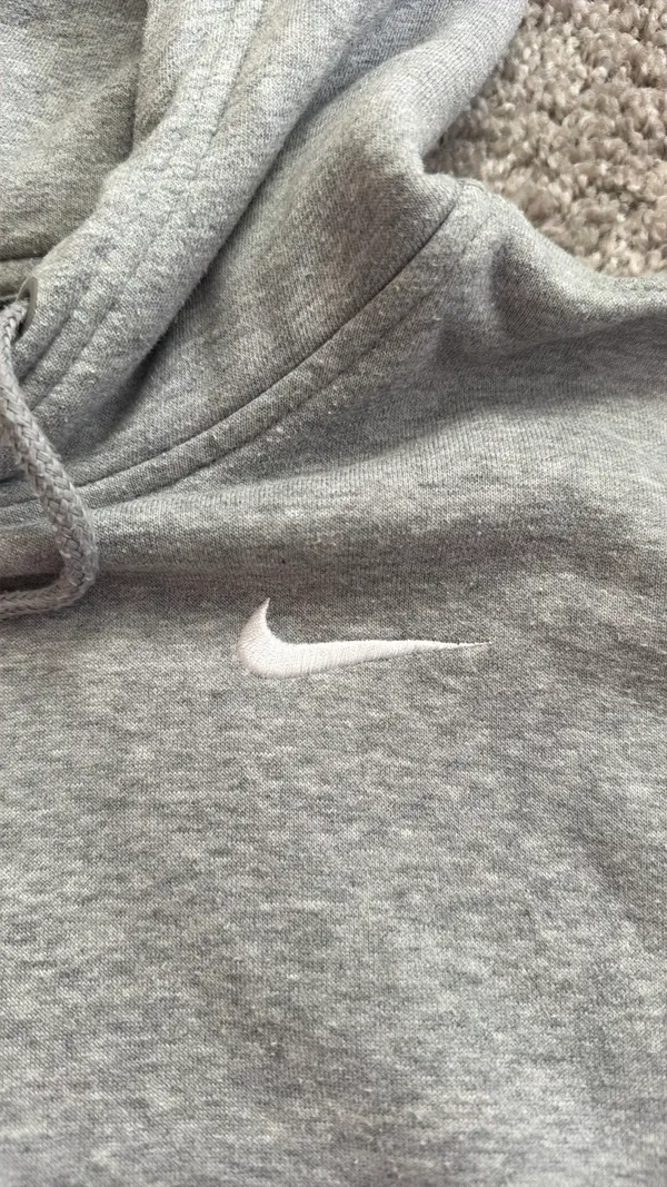 Nike Hoodie Sweatshirt Grey - Image 4
