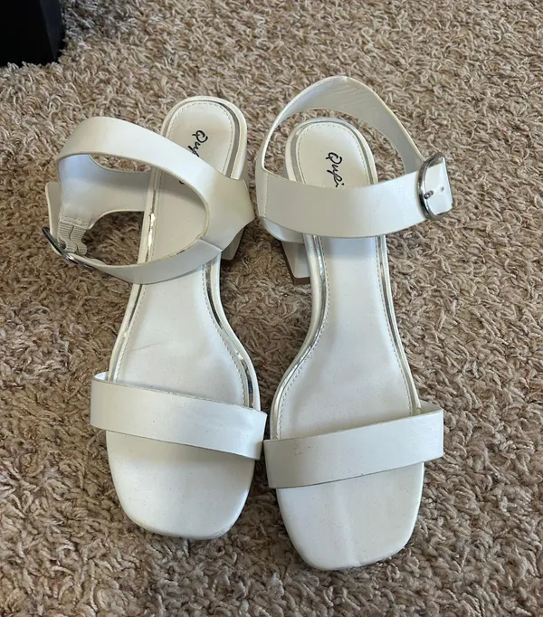 Quipid Women’s White Block Heels - Image 2