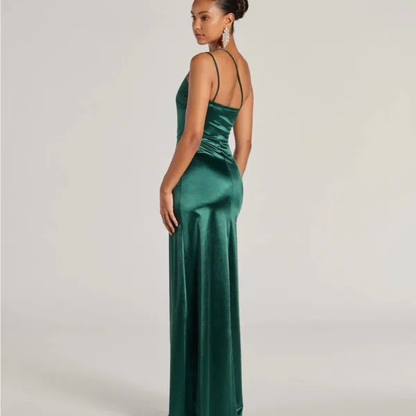 Windsor Rhiannon hunter Green Asymmetrical One-Shoulder Maxi Gown - Image 2