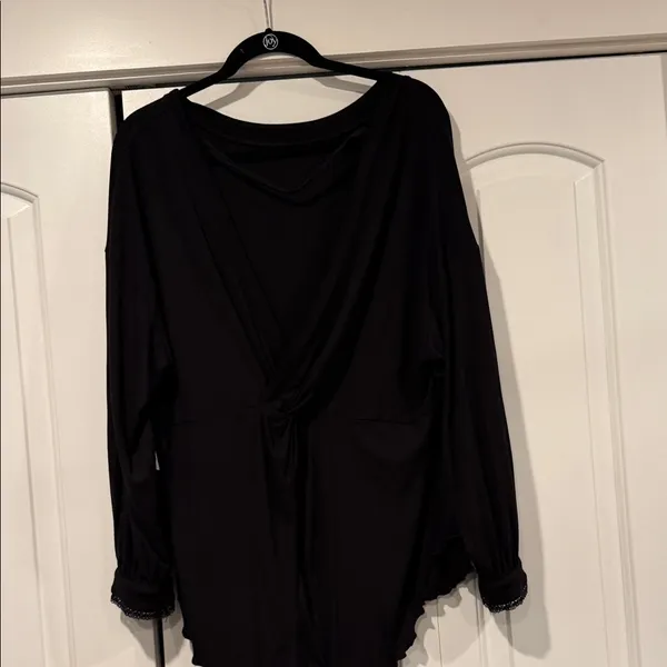Free People NWT shimmy shake ‎ Black Low Back Top small - Image 9