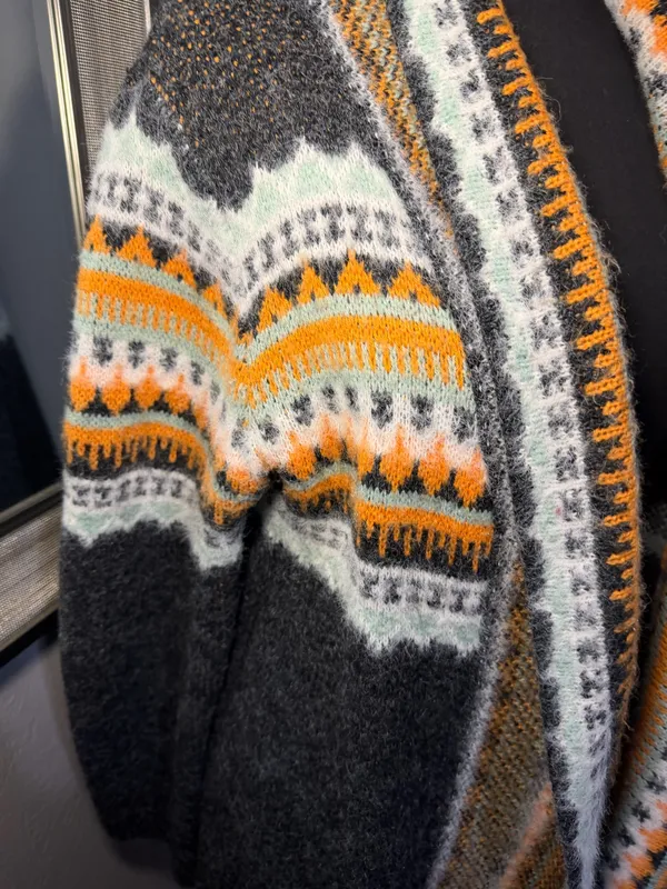 Adora oversized open front fair isle tasseled boho cardigan sweater S/M. - Image 3