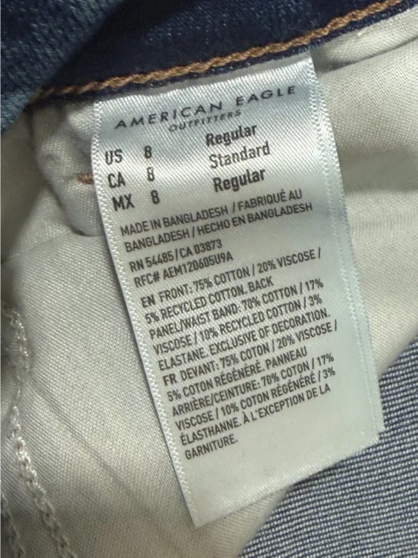 American Eagle Mom Jean Strigid Raw Hem Medium Blue Denim High-Rise Size 8 - Image 2