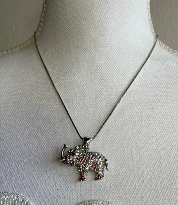 Elephant faceted multi color rhinestones necklace - Image 7