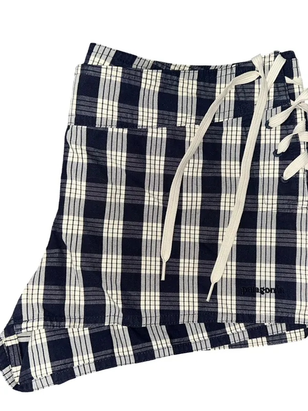 Patagonia Women’s Size 4 Navy Blue White Plaid Side Tie Athletic Water Shorts - Image 2