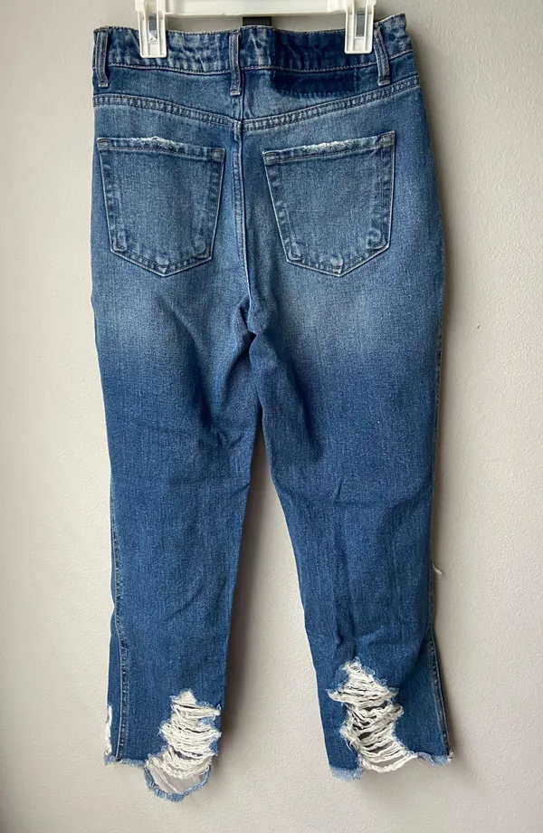 Buckle Jeans - Image 3