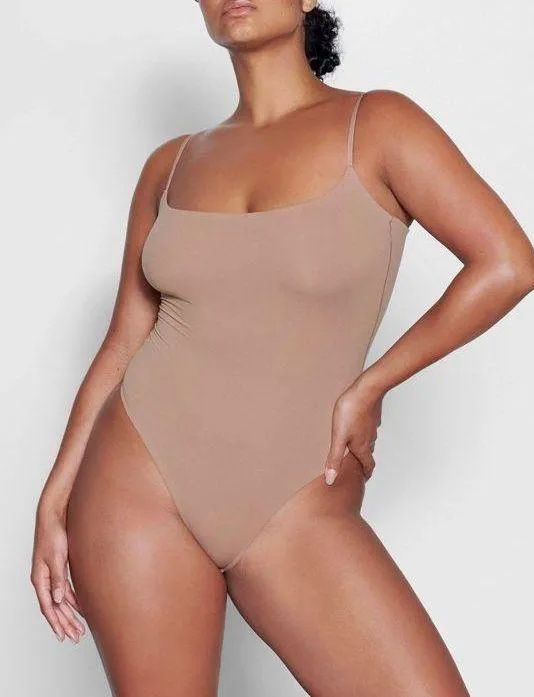 SKIMS Fits Everybody Cami Bodysuit S - Image 5