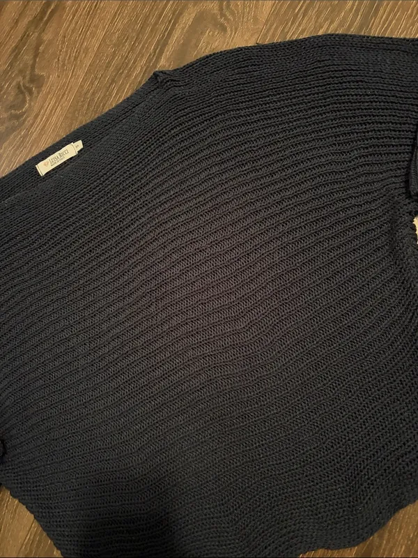 Luisa Ricci Boxy Knit Navy Short-Sleeve Crewneck Sweater size small - Image 3