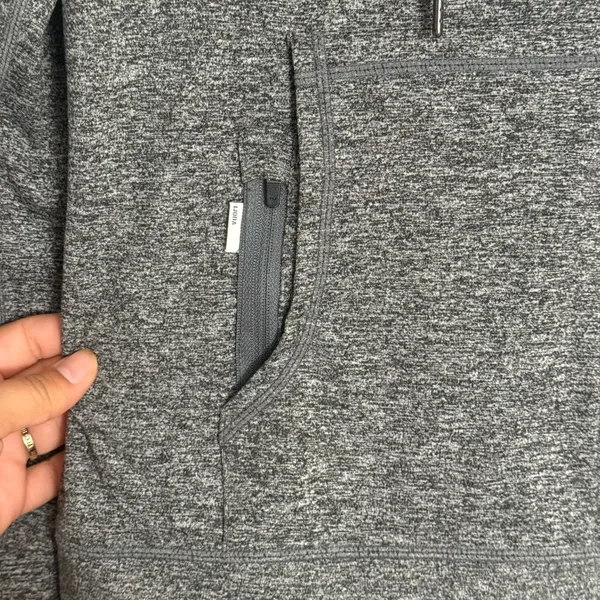 Vuori Women's Charcoal Zip-Up Hoodie grey color size small - Image 8