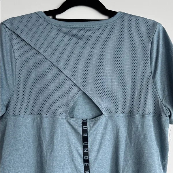 Under Armour Women’s Short Sleeve Tee in Slate Blue Size L - Image 6