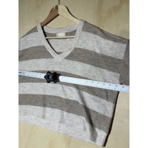 Altar'd State Striped Cropped Sweater Women's Small V Neck Soft Knit Pullover - Image 4