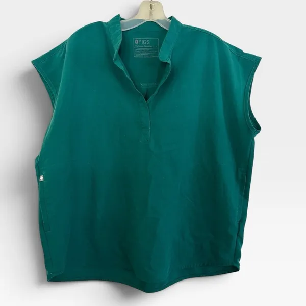 FIGS Women's Rafaela Oversized Scrub Top green size large - Image 5