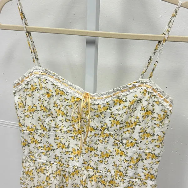 Trixxi Yellow Floral Midi Dress Lace Trim Tiered Boho 26ET76XXKV Womens Size M - Image 3