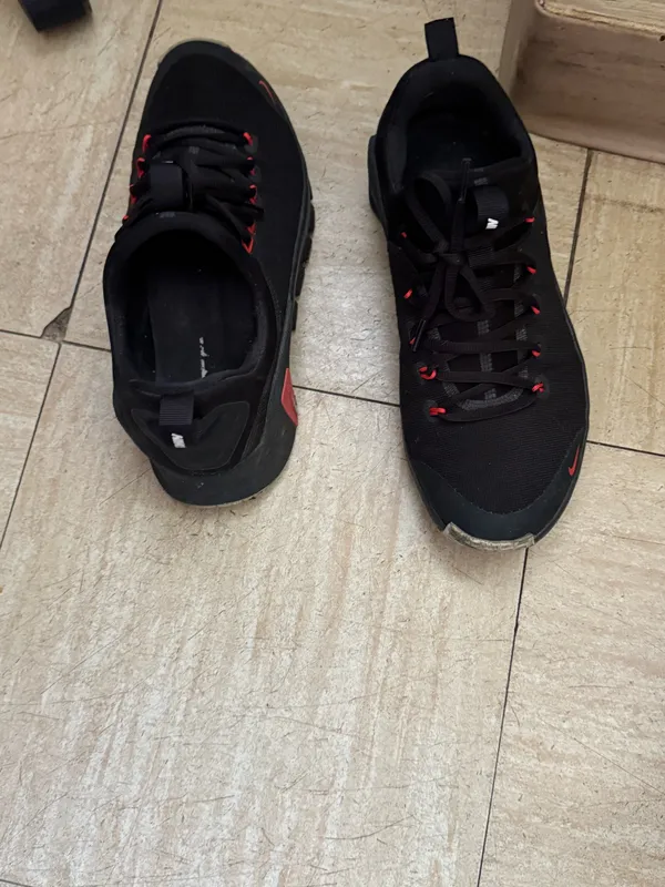 Nike Free Metcon 6 women’s black and Red - Image 7