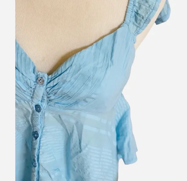 Urban Outfitters Blue Textured Babydoll Cami Ruffle Shirt Blouse Lightweight M - Image 5